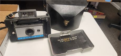 Polaroid 210 Land Camera