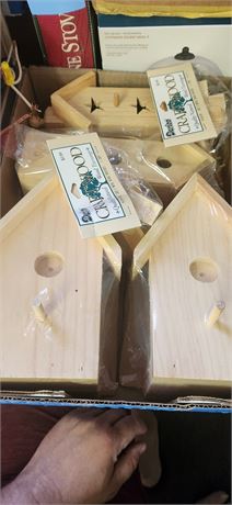 6 Woodcraft Bird Houses