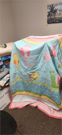 Light Weight Medium Size Sea Animal Quilt