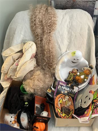 Halloween Decor