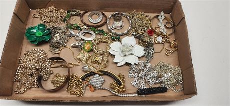 Lot Of Jewelry