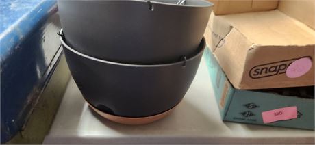 2 Flower Pots With Chains