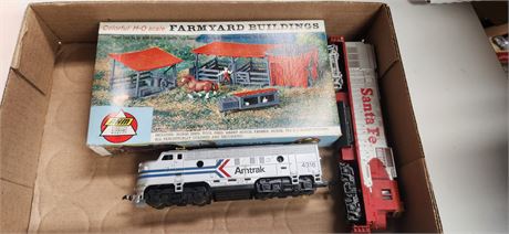Train Engines & Farmyard Buildings Accessories