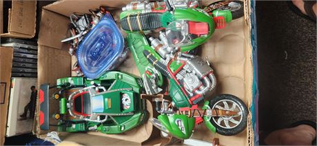 Teenage Mutant Ninja Turtles Vehicles & Weapons