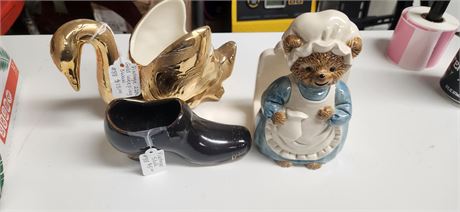 Vintage Weeping Swan & Shoe & Bear