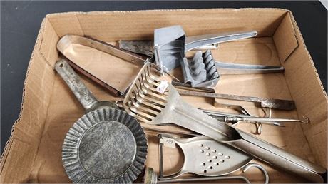 Vintage Kitchen Items