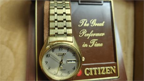 Vintage Citizen Watch With Case