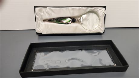 Art Glass Swirl Handle Magnifying Glass & Case