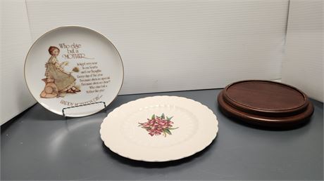2 Holly Hobby Plates & Miscellaneous Items