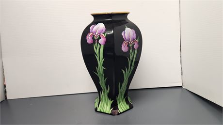 Black Flower Vase. Damaged Will Need Repaired