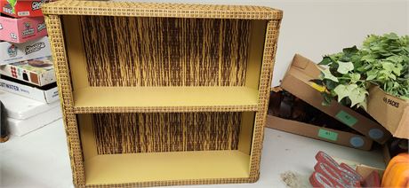 Small Display Shelf