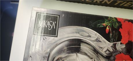 Mikasa Glass Heart Tray