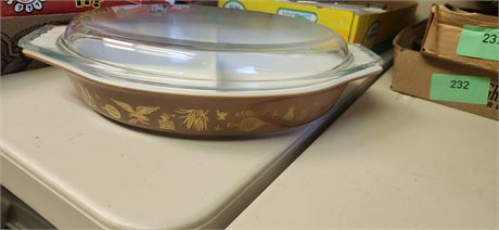 Pyrex Early American Eagle Divided Casserole Dish With Lid. Brown & Gold Color