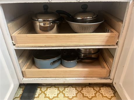 Pots and Pans Lot