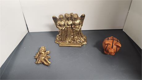Small Piggy Bank 7 Angle Statue & Cherub