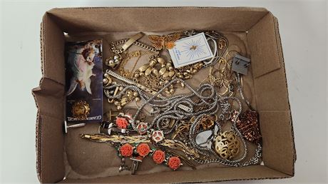 Lot Of Jewelry