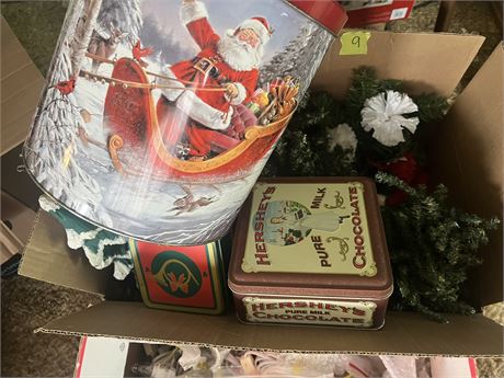 Holiday Tins, Tree Decor