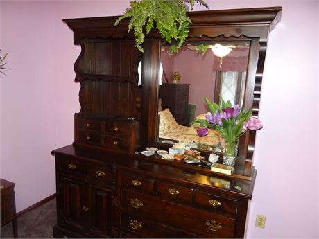 Dresser