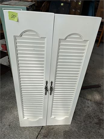 Wall Cabinet