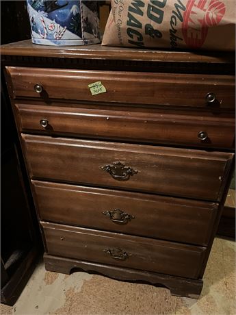 Dresser