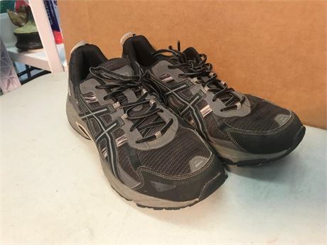 Asics Gel Venture 5 Size 14