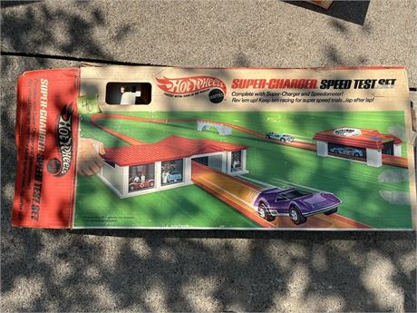 Vintage Hot Wheels Set