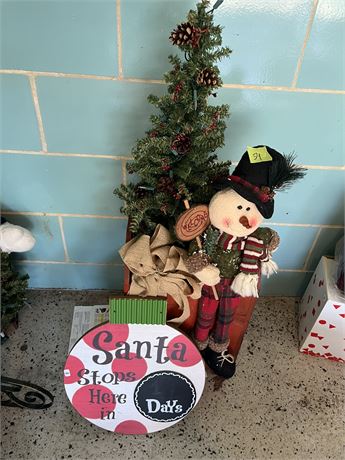 Christmas Decor, Snowman, Santa Sign
