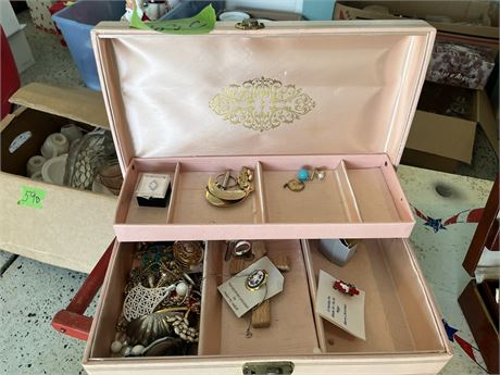 Jewelry Box and Jewelry, Pink with Stars