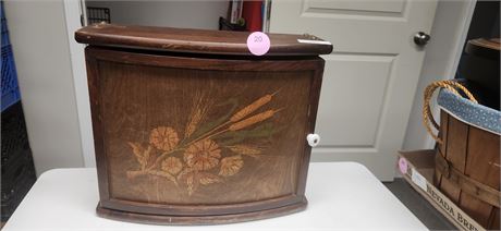 Small Decorative Wood Cabinet With Shelf