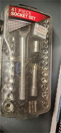 41 Piece Socket Set