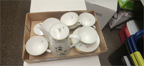 Lot Of Glassware