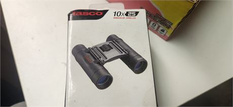 Tasco 10x25 Binoculars