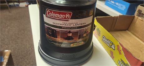 Coleman Two Mantle Quick Pack Lantern