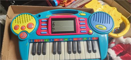 Groovy Tunes Toy