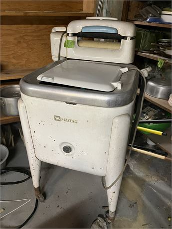 Vintage Maytag Washing Machine