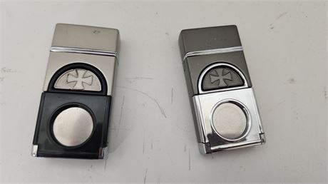 2 Lighters