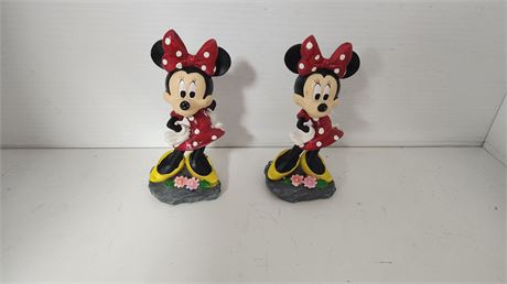 2 Minnie Mouse Small Statues