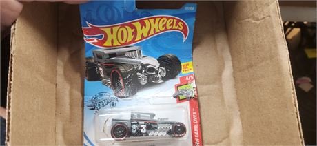 Hot Wheels Bone Shaker Red Line Car. Package In POOR Condition
