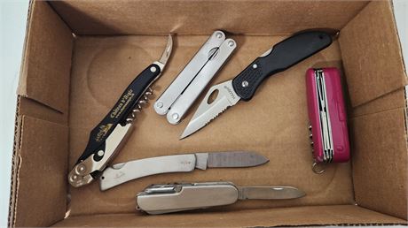Lot Of Knives