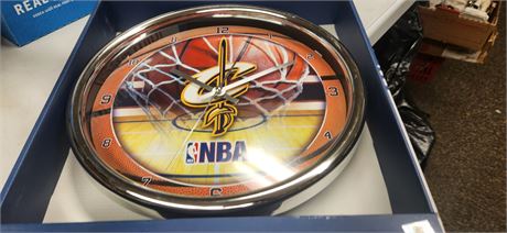 Wincraft Cleveland Cavs Clock. NOT TESTED
