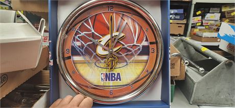 Wincraft Cleveland Cavs Clock. Not Tested