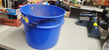 5 Gallon Bucket