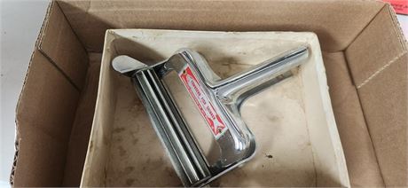 Townsend Fish Skinner With Original Box