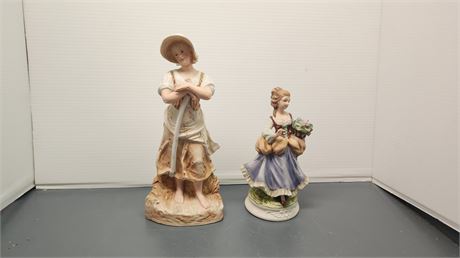2 Collectible Statues
