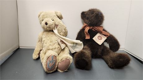 2 Boyd Collectible Bears