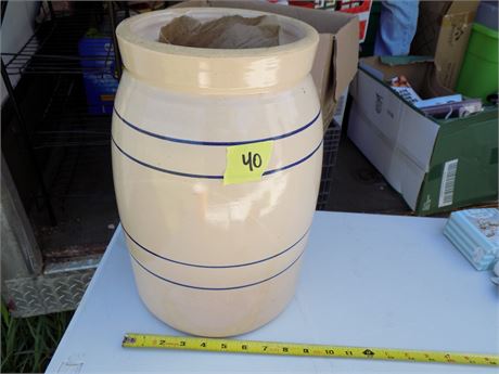 Beverage Crock