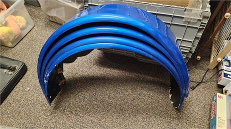 4 Blue Fenders