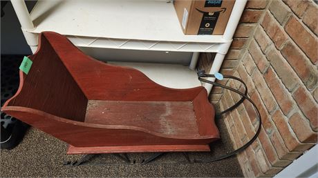 Decorative Wood Holiday Sleigh