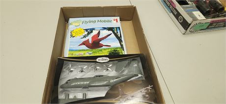 Testors Model and flying mobile
