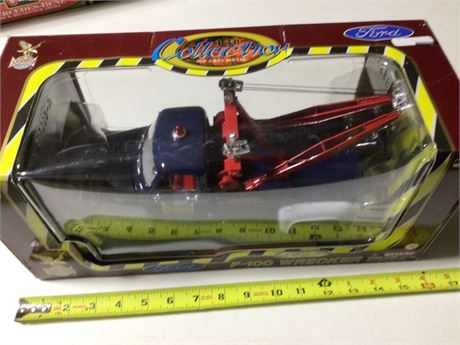 Collectable Die Cast Ford Tow Truck